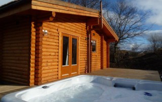 Scotsview Log Cabin Hot Tub